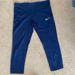 NIKE Leggings